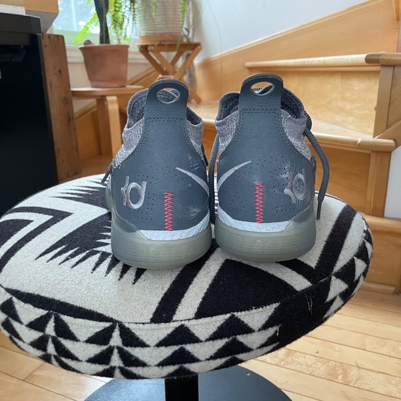 Rare - Nike Air Zoom Kevin Durant KD 11 cool Grey Wolf Ice size US 8 - Picture 2 of 3